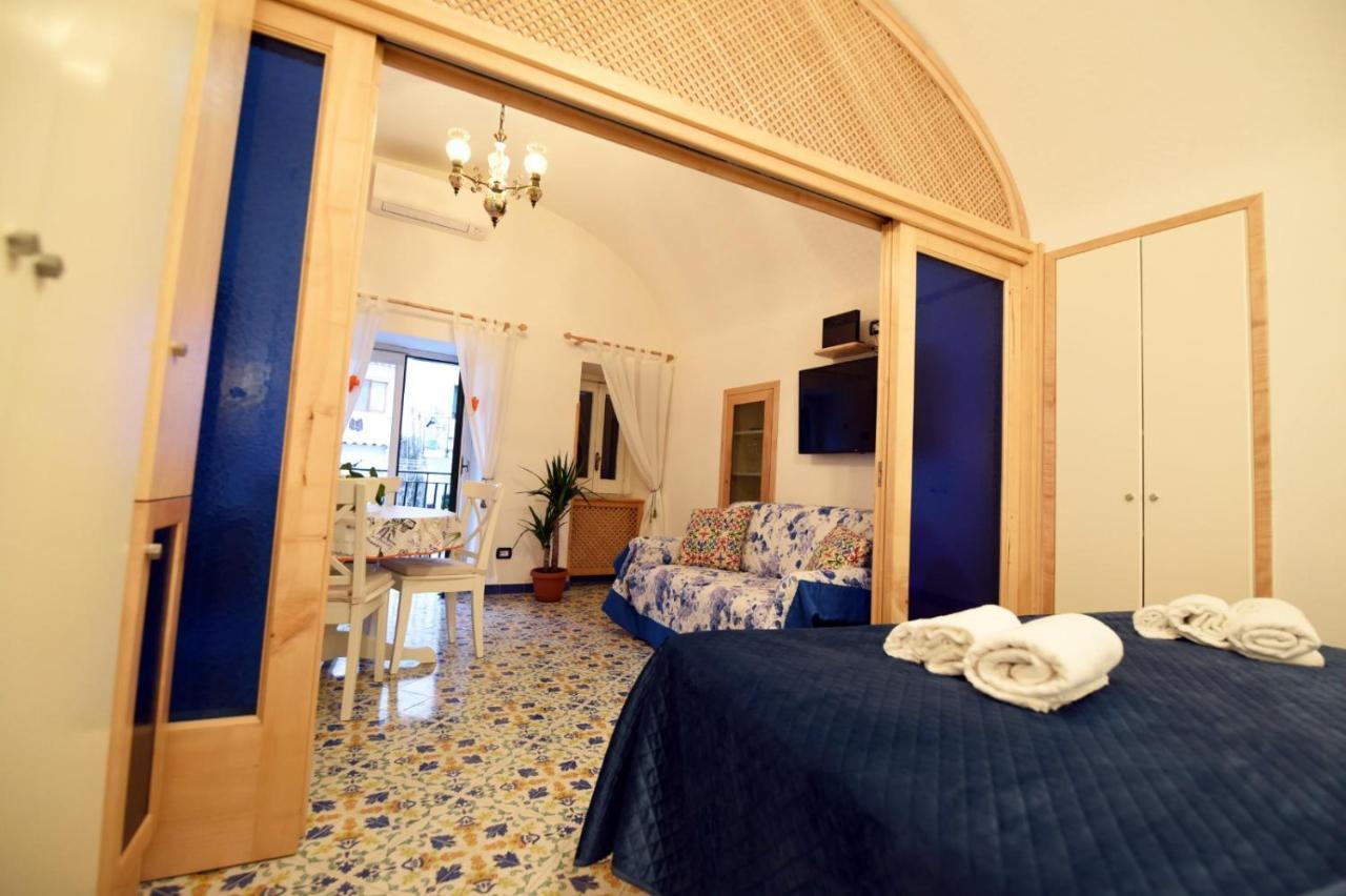 Casa De Rosa Lejlighed Atrani Eksteriør billede